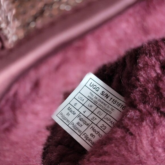 NEW UGG Classic Ultra Mini Mirror Ball Boots Womens 7 Wild Grape Sequin Fur - Picture 7 of 10